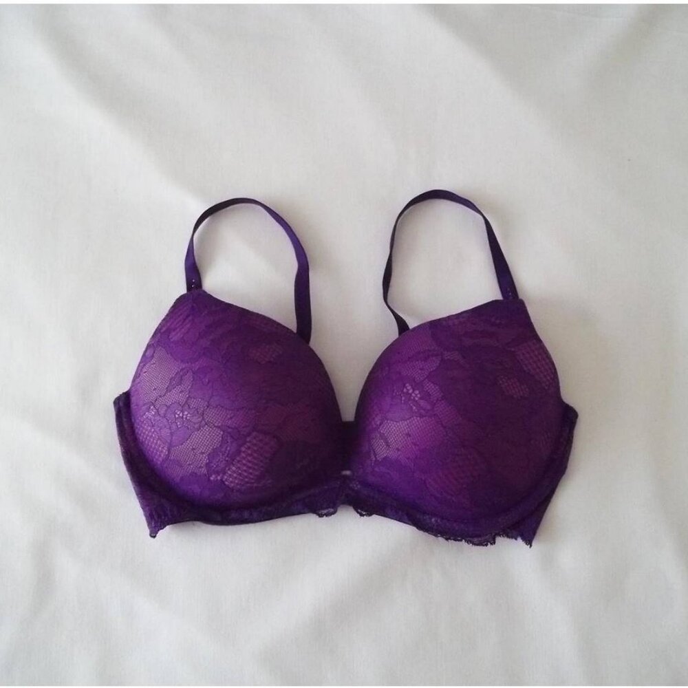 Victoria’s Secret® BioFit Lace Detailed Push-Up Bra Size 34DD